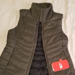 NWT North Face Womens winter vest
